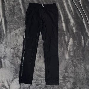 Lululemon Athletica Ivivva Studio Pants || size 14